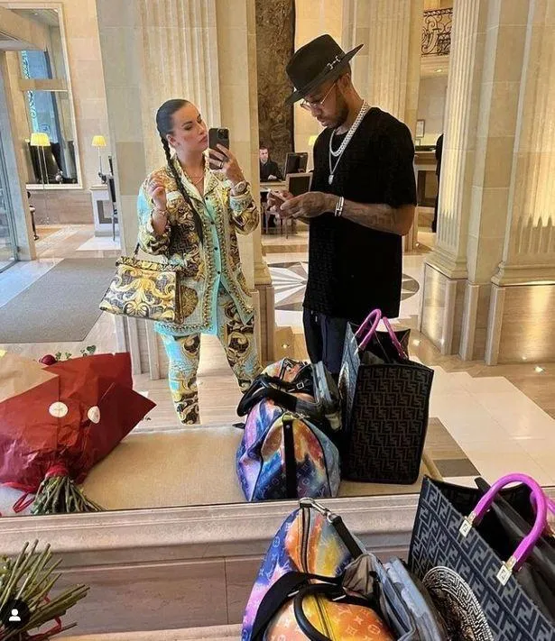 Vợ chồng Pierre-Emerick Aubameyang có một cuộc sống đáng mơ ước. ẢNH: INSTAGRAM Vợ chồng Pierre-Emerick Aubameyang có một cuộc sống đáng mơ ước. ẢNH: INSTAGRAM