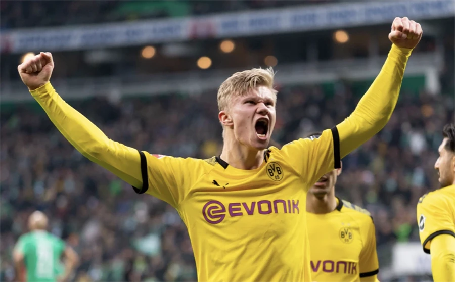 Haaland ghi bàn thắng đầu tiên tại Champions League trong màu áo Borussia Dortmund vào năm 2020. ẢNH: SUN SPORTS