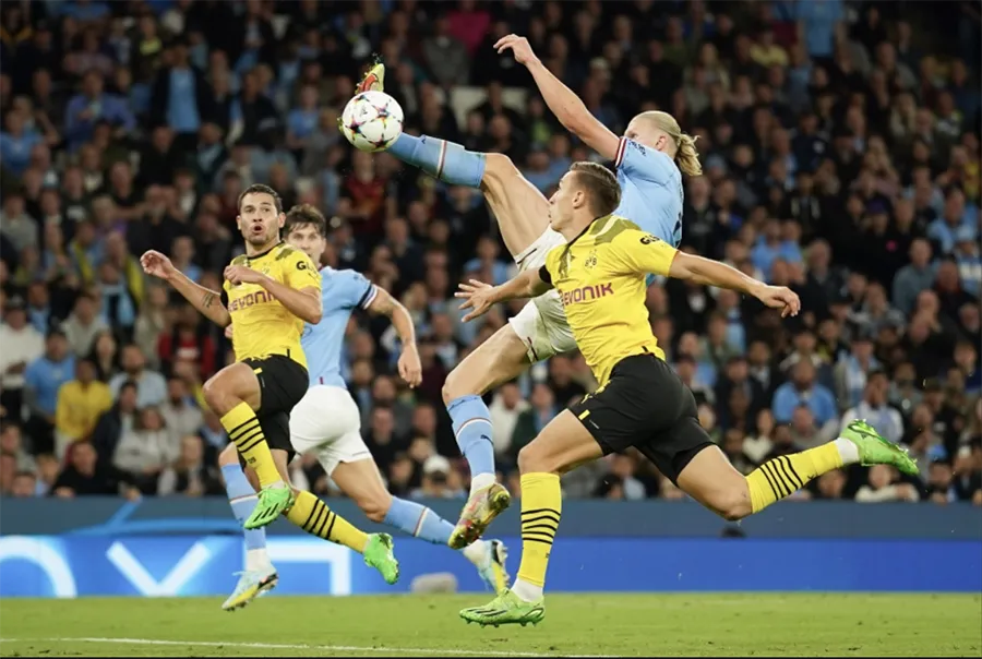 Haaland ghi bàn vào lưới đội bóng cũ Borussia Dortmund tại Champions League. ẢNH: GETTY Haaland ghi bàn vào lưới đội bóng cũ Borussia Dortmund tại Champions League. ẢNH: GETTY