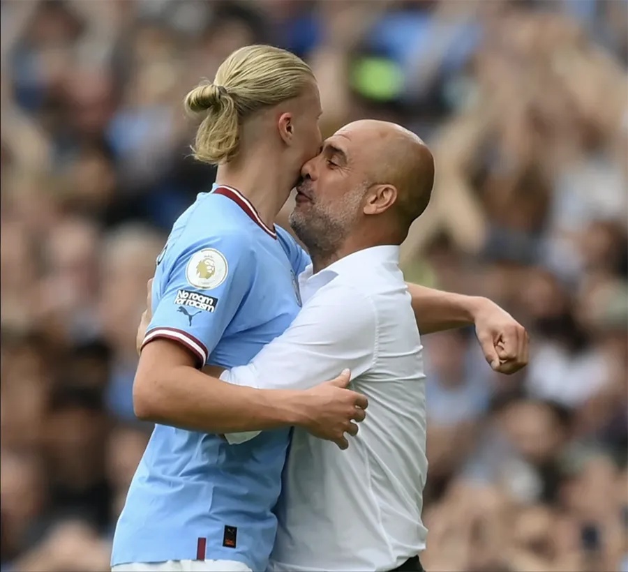 HLV Pep Guardiola liên tục ca ngợi khả năng "siêu việt" của Erling Haaland. ẢNH: GETTY HLV Pep Guardiola liên tục ca ngợi khả năng "siêu việt" của Erling Haaland. ẢNH: GETTY