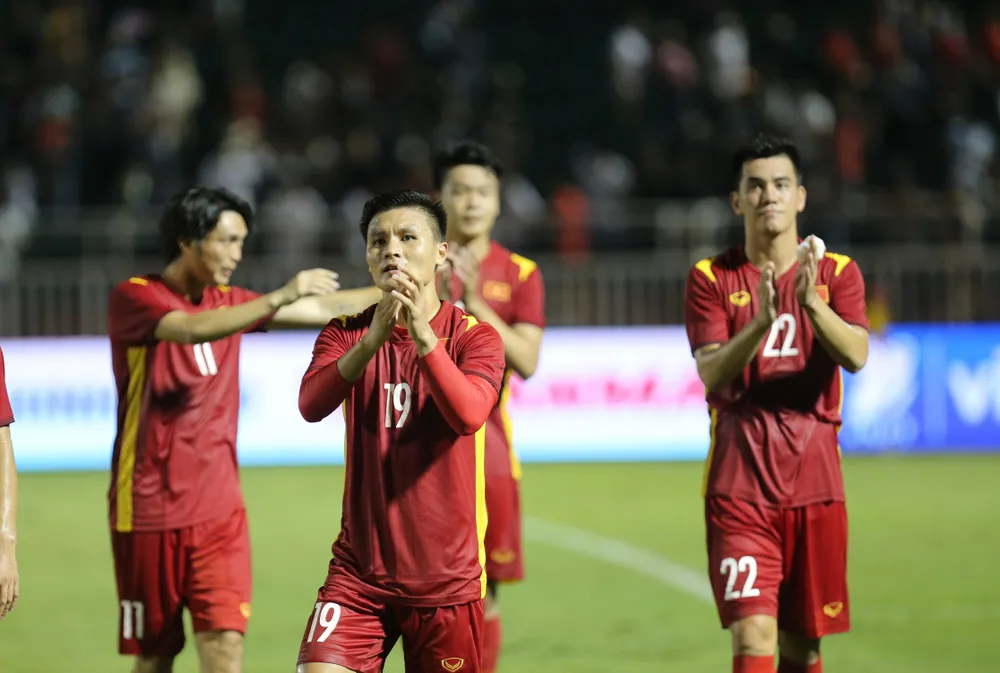 Sau giải đấu, Quang Hải sẽ chia tay Việt Nam trở lại Pháp tiếp tục thi đấu cho CLB Pau. ẢNH: ANH PHƯƠNG