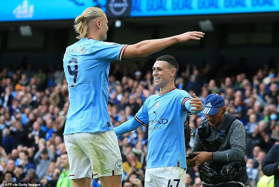 Foden và Erling Haaland cùng lập hat-trick giúp Man City 'hủy diệt' Man United. ẢNH: GETTY Foden và Erling Haaland cùng lập hat-trick giúp Man City 'hủy diệt' Man United. ẢNH: GETTY