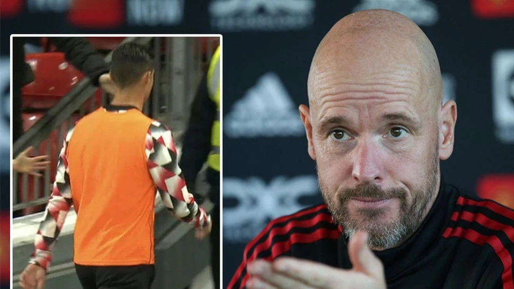 Ten Hag ngay lập tức ra án phạt với Ronaldo nhằm lập lại kỷ cương trong phòng thay đồ Man Utd. ẢNH: MIRROR