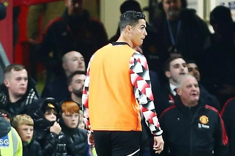 Hành vi nổi loạn của Ronaldo khiến tương lai của anh tại Man Utd bấp bênh hơn bao giờ hết. ẢNH: REX