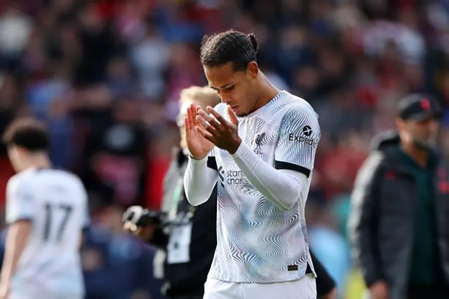Van Dijk nghĩ rằng đã đến lúc Liverpool cần 1 cú sốc để... &apos;hồi tỉnh&apos;. ẢNH: GETTY