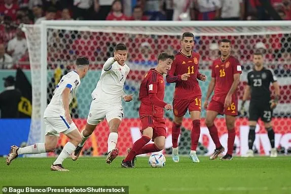 Gavi có trận đấu xuất sắc. Ảnh: Getty