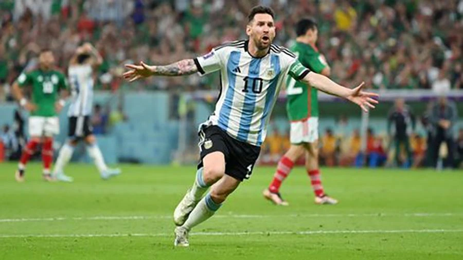 Messi ăn mừng bàn thắng vào lưới Mexico. ẢNH: GETTY