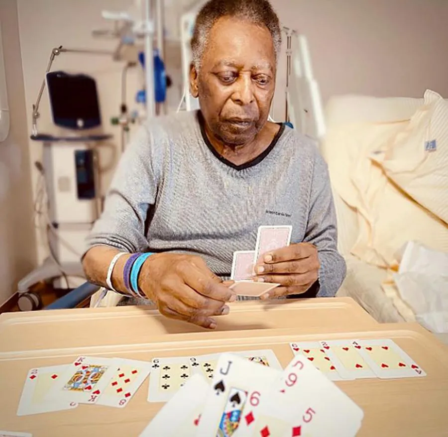 Pele đã nhập viện nhiều lần trong vài năm qua. ẢNH: INSTAGRAM