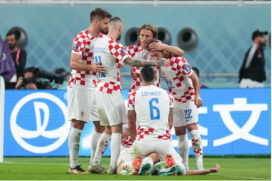 Dù chật vật nhưng đương kim Á quân World Cup 2018 vẫn cho thấy bản lĩnh. Ảnh: GETTY