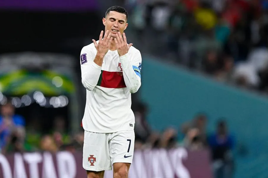 Ronaldo gia nhập đội hình tệ nhất vòng bảng World Cup 2022. ẢNH: GETTY