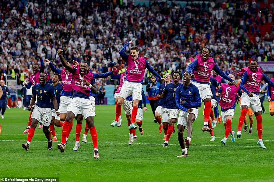 Niềm vui của người này... ẢNH: GETTY