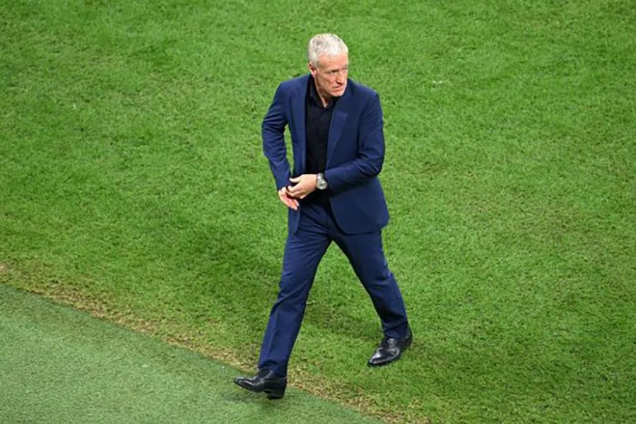 HLV Deschamps thờ ơ trước sự trở lại của Benzema. ẢNH: GETTY HLV Deschamps thờ ơ trước sự trở lại của Benzema. ẢNH: GETTY