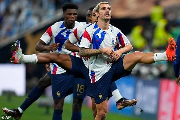 Messi hiện thực hóa giấc mơ vô địch World Cup cùng Argentina ảnh 38