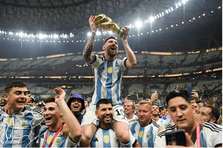 Messi đã thành công với giấc mơ World Cup, hình ảnh giống với Maradona tại World Cup 1986. Ảnh: GETTY