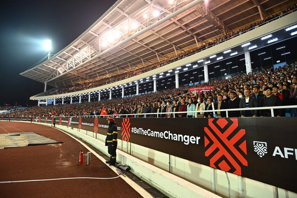 Việt Nam thắng đậm Malaysia lên ngôi đầu bảng AFF Cup ảnh 30