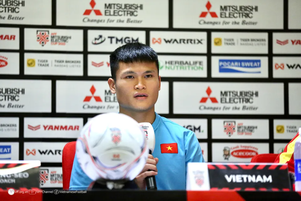 Tuấn Hải trong buổi họp báo trước trận đấu. ẢNH: VFF Tuấn Hải trong buổi họp báo trước trận đấu. ẢNH: VFF