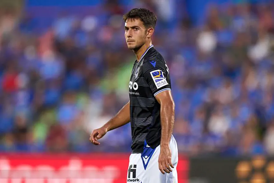 Martin Zubimendi đang được cả Barcelona lẫn Real Sociedad săn đón. ẢNH: GETTY