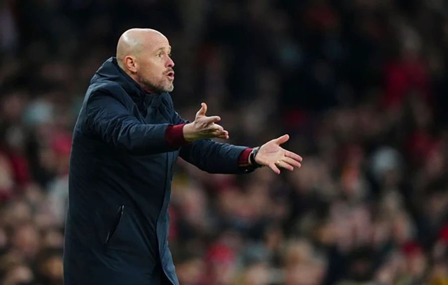Ten Hag ra sức bảo vệ Antony. ẢNH: GETTY