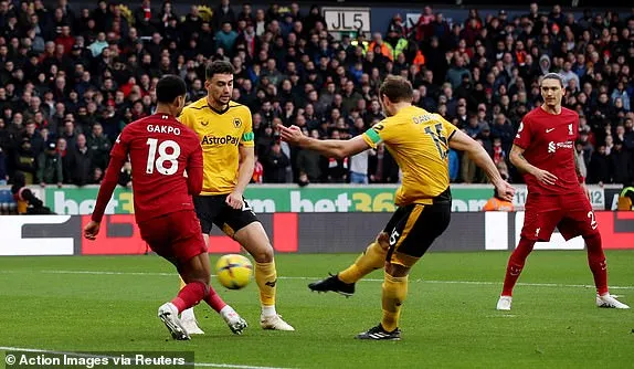 Liverpool thua đậm Wolves. ẢNH: REUTERS Liverpool thua đậm Wolves. ẢNH: REUTERS