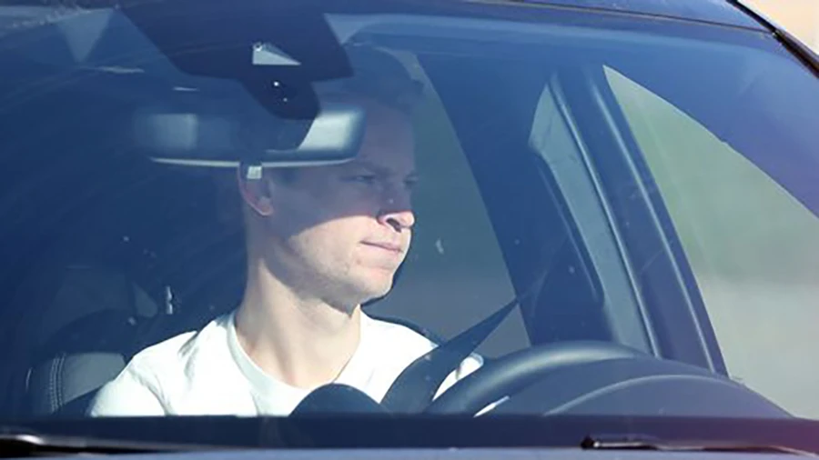 De Jong nói rõ anh sẽ không đi đâu cả. ẢNH: GETTY