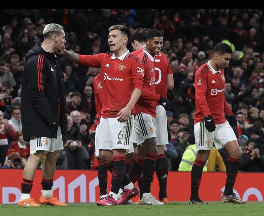 MU chi 211 triệu bảng Anh/năm cho các ngôi sao và đứng thứ ba Premier League với 50 điểm. ẢNH: GETTY