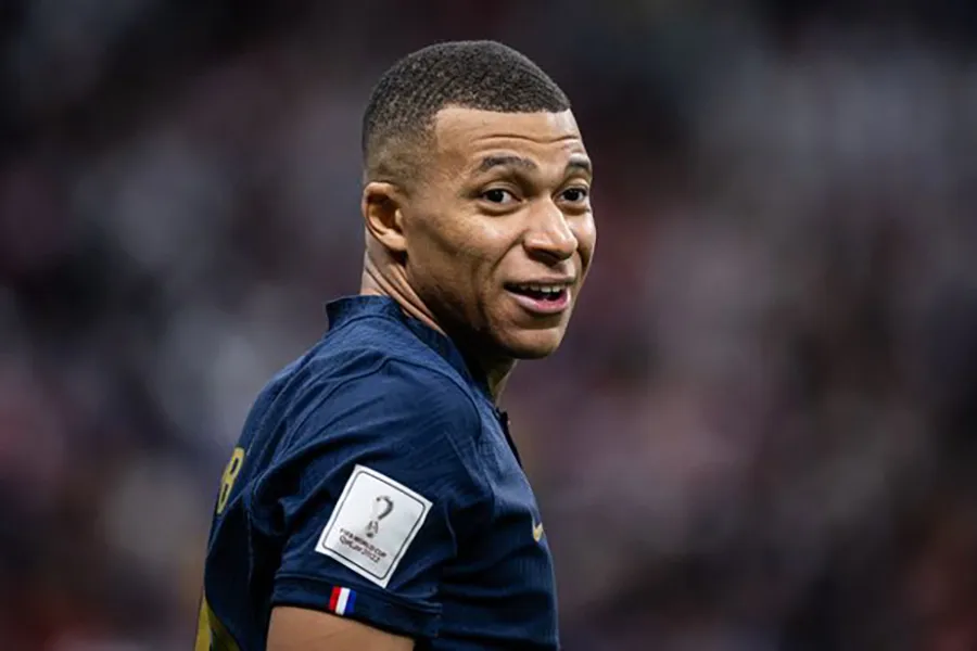 Kylian Mbappe là đội trưởng tuyển Pháp ở tuổi 24. ẢNH: GETTY Kylian Mbappe là đội trưởng tuyển Pháp ở tuổi 24. ẢNH: GETTY