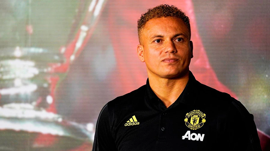 Wes Brown tuyên bố phá sản. ẢNH: GETTY