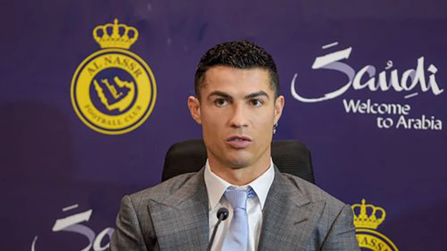 Ronaldo có những phát biểu đầy cảm xúc khi vừa tới Al Nassr. ẢNH: GETTY