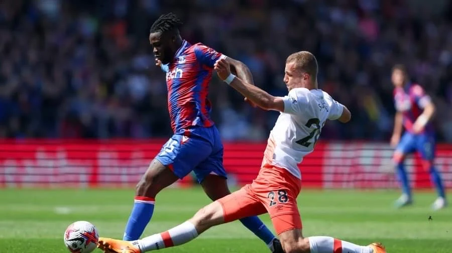 Liên tục thi đấu dưới sức, West Ham tự làm khó mình trong cuộc đua trụ hạng. Ảnh: Getty