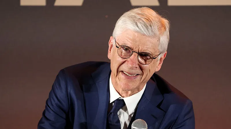 Wenger khẳng định hoàn toàn đủ công nghệ để kiểm tra tình huống bàn thắng gây tranh cãi của Man City. ẢNH: GETTY