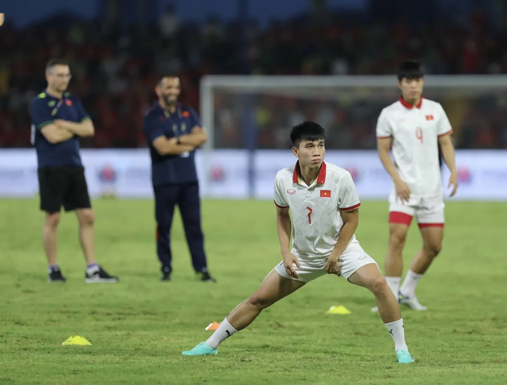 Nỗ lực thắng Thái bất thành, U-22 Việt Nam gặp Indonesia ở bán kết SEA Games ảnh 10