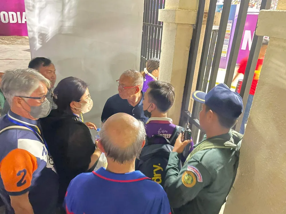 Nỗ lực thắng Thái bất thành, U-22 Việt Nam gặp Indonesia ở bán kết SEA Games ảnh 12