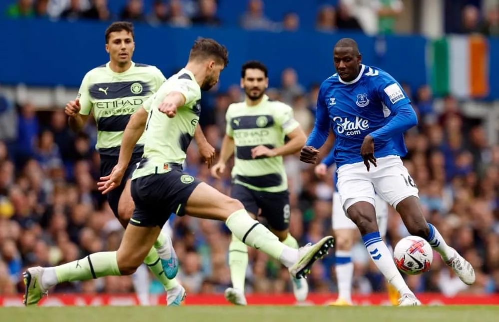 Everton bế tắc hoàn toàn trước Man City. Ảnh: Getty