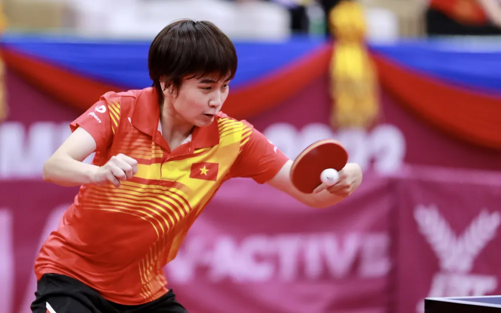 Diệu Khánh giành HCĐ bóng bàn đơn nữ. ẢNH: ANH PHƯƠNG