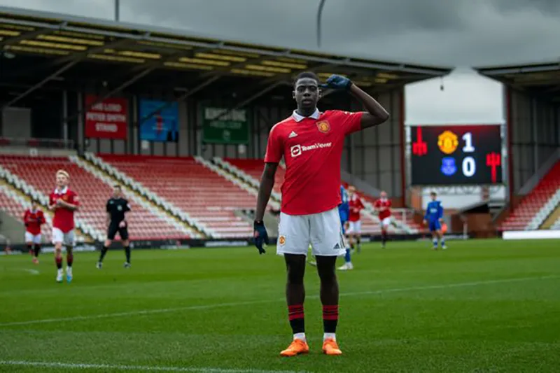 Omari Forson có phong độ tuyệt vời trong màu áo U-21 MU mùa này. ẢNH: GETTY