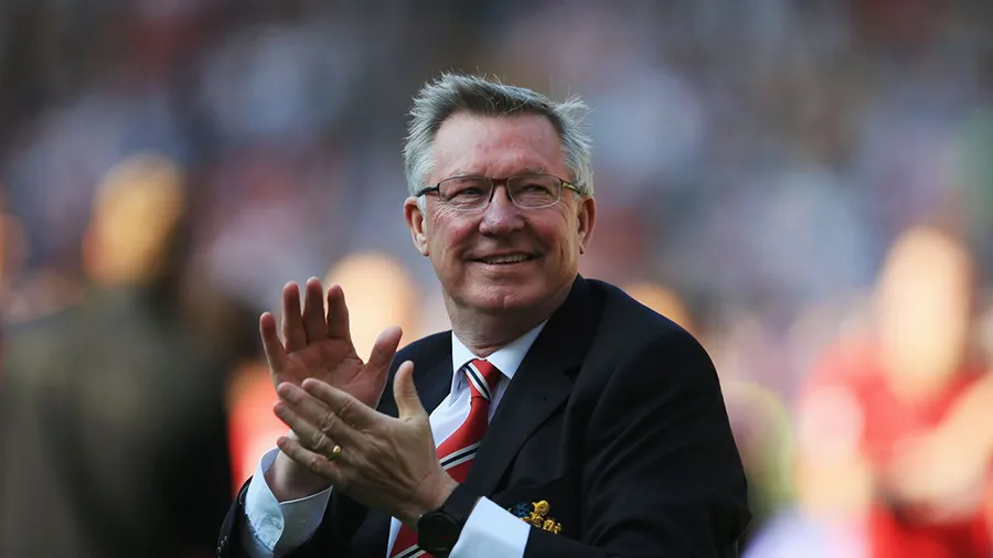 HLV Sir Alex Ferguson quyết định kết thúc kỷ nguyên của mình ở Man Utd vào ngày 19-5-2013. ẢNH: GETTY
