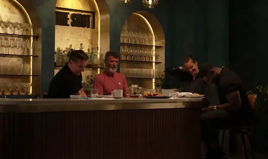 4 cựu danh thủ MU và Man City trong chương trình podcast Overlap. ẢNH: YOUTUBE