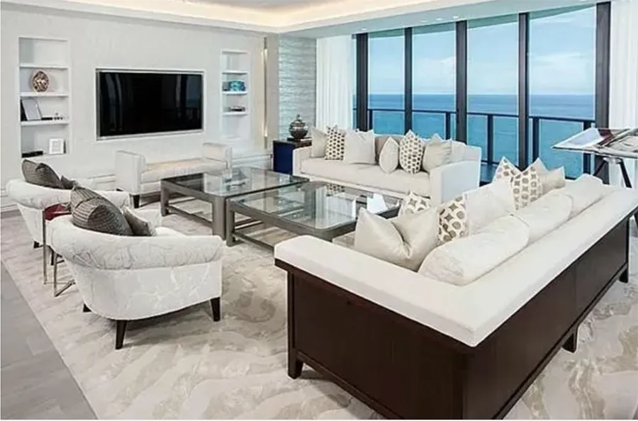 Căn hộ mới của Lionel Messi có tầm nhìn tuyệt đẹp hướng biển. ẢNH: DAILY STAR