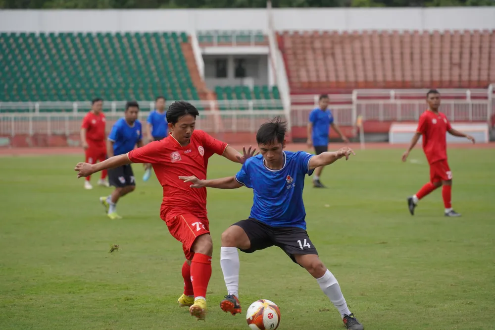 Trận đấu diễn ra quyết liệt nhưng đúng với tinh thần chơi hay, chơi đẹp, chơi hết mình.