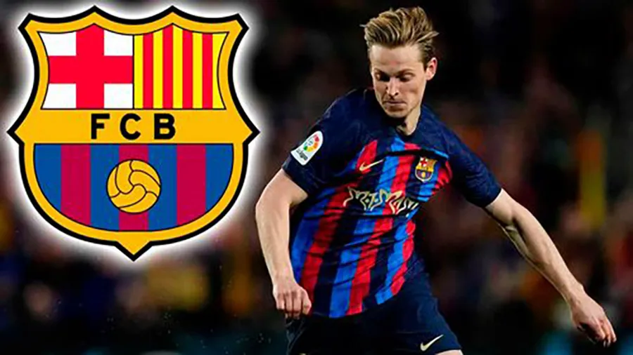 Ưu tiên của De Jong là ở lại Barcelona. ẢNH: MIRROR