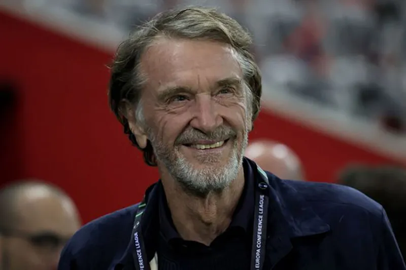 Sir Jim Ratcliffe vẫn trong cuộc đua mua MU. ẢNH: GETTY Sir Jim Ratcliffe vẫn trong cuộc đua mua MU. ẢNH: GETTY
