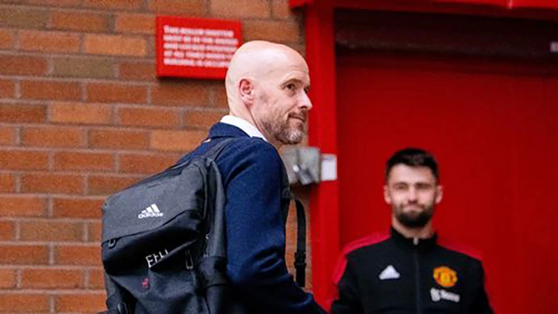 Ten Hag cần sớm hoàn thành các kế hoạch chuyển nhượng để MU bước vào mùa giải mới trong trạng thái tốt nhất. ẢNH: GETTY