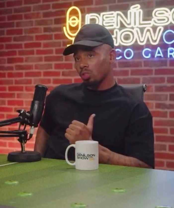 Jesus kể lại nỗi đau của mình trong chương trình của Denilson. ẢNH: DENILSON SHOW