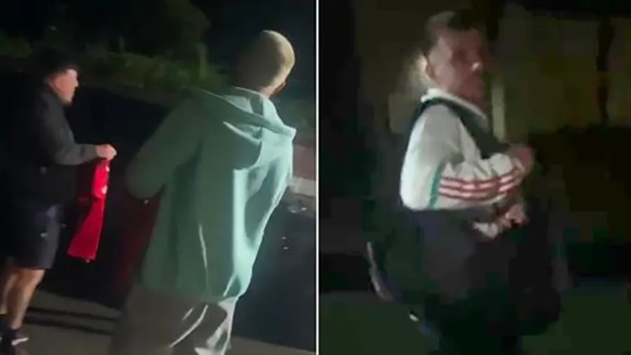 Mount từ chối ký tặng fan và rời đi. ẢNH: MIRROR