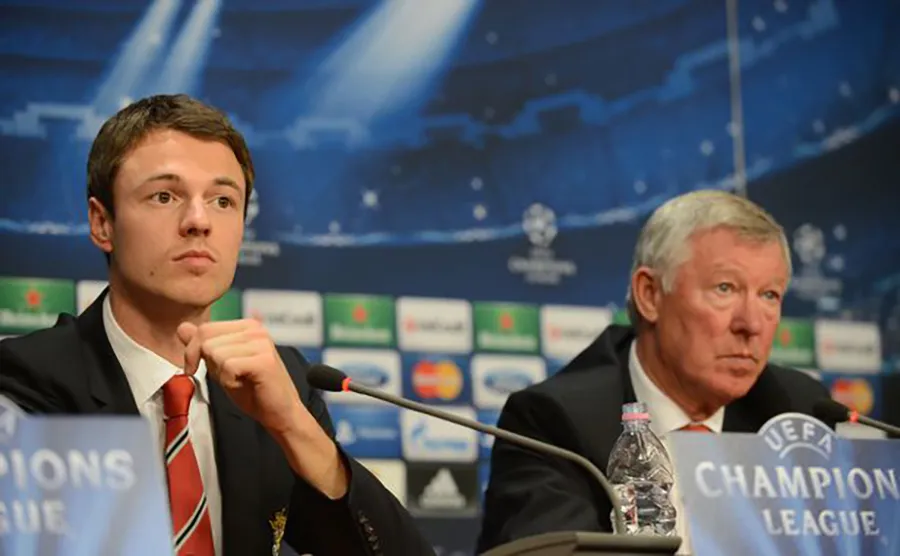 Sir Alex Ferguson rất thất vọng khi HLV Louis Van Gaal đẩy Evans rời Old Trafford. ẢNH: GETTY