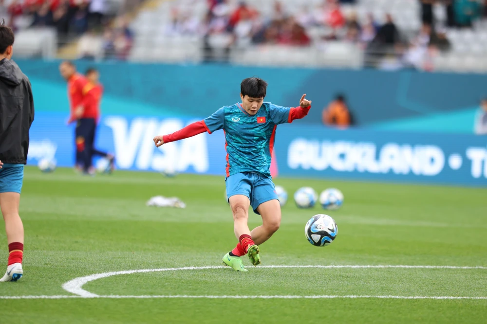 Nỗ lực quả cảm của tuyển nữ Việt Nam trước nhà vô địch thế giới ảnh 19