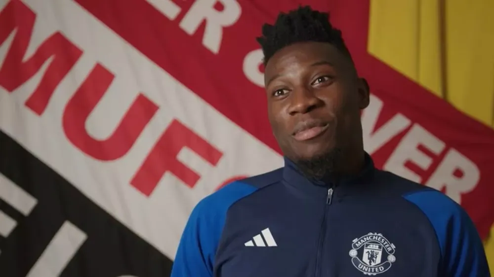 Onana đã giải thích lí do vì sao anh chọn số áo 24, thay vì áo số 1 tại Man United. ẢNH: MUTV