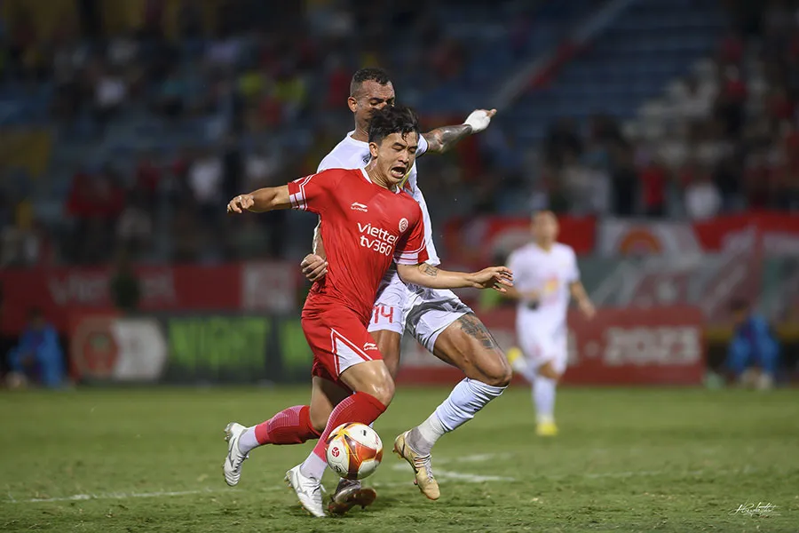 Chỉ cần giữ được mạch thi đấu vừa qua và giữ được phong độ thì Viettel sẽ có chiến thắng. Chỉ cần giữ được mạch thi đấu vừa qua và giữ được phong độ thì Viettel sẽ có chiến thắng.