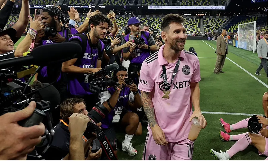 Messi một lần nữa đóng vai "đấng cứu thế" ở Inter Miami. ẢNH: GETTY Messi một lần nữa đóng vai "đấng cứu thế" ở Inter Miami. ẢNH: GETTY
