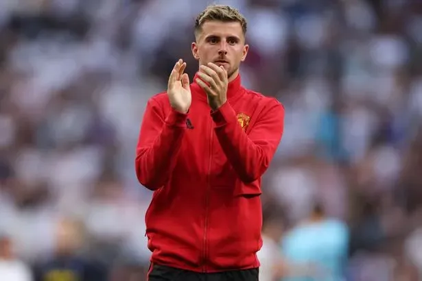 Mount vẫn chưa chứng tỏ được giá trị của mình tại Man United. ẢNH: REX mount-man-utd.jpg
